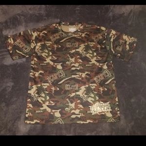 Mens size Large MMA Elite shirt